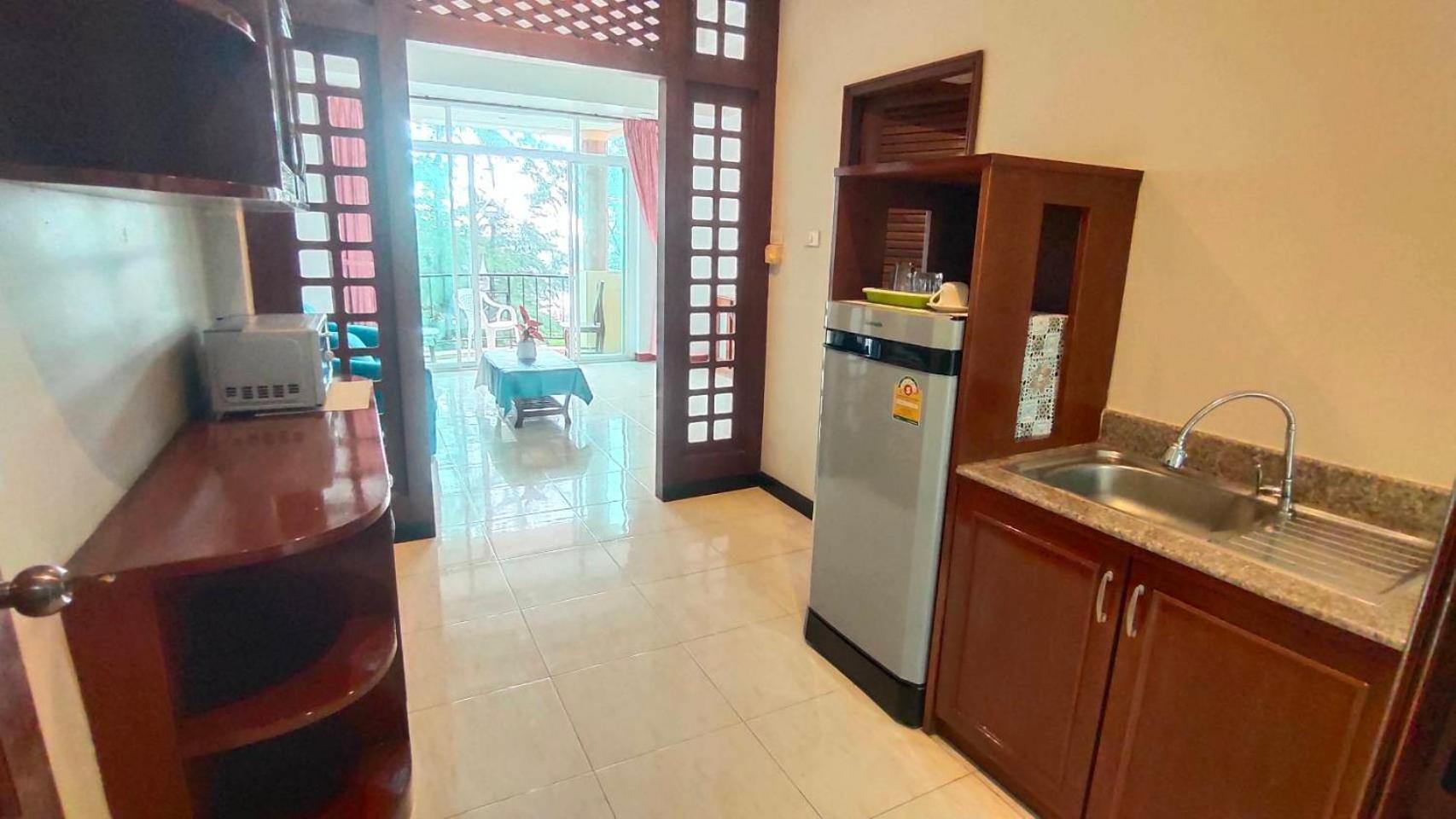 Phadee Apartment Karon エクステリア 写真