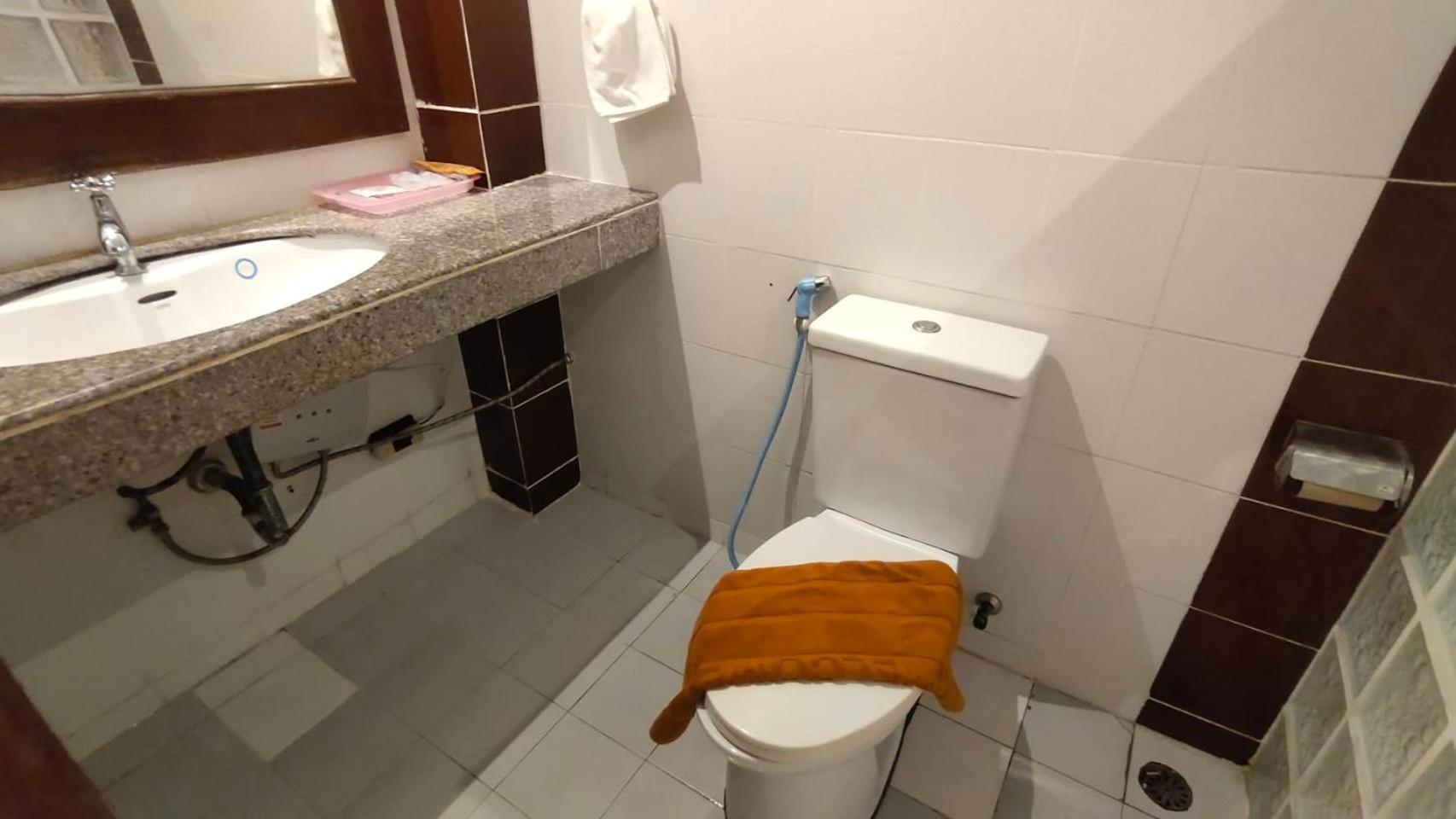 Phadee Apartment Karon エクステリア 写真